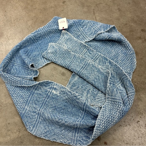 Made In Ireland Indigo Dyed Stone Washed Scarf - Picture 5 of 5